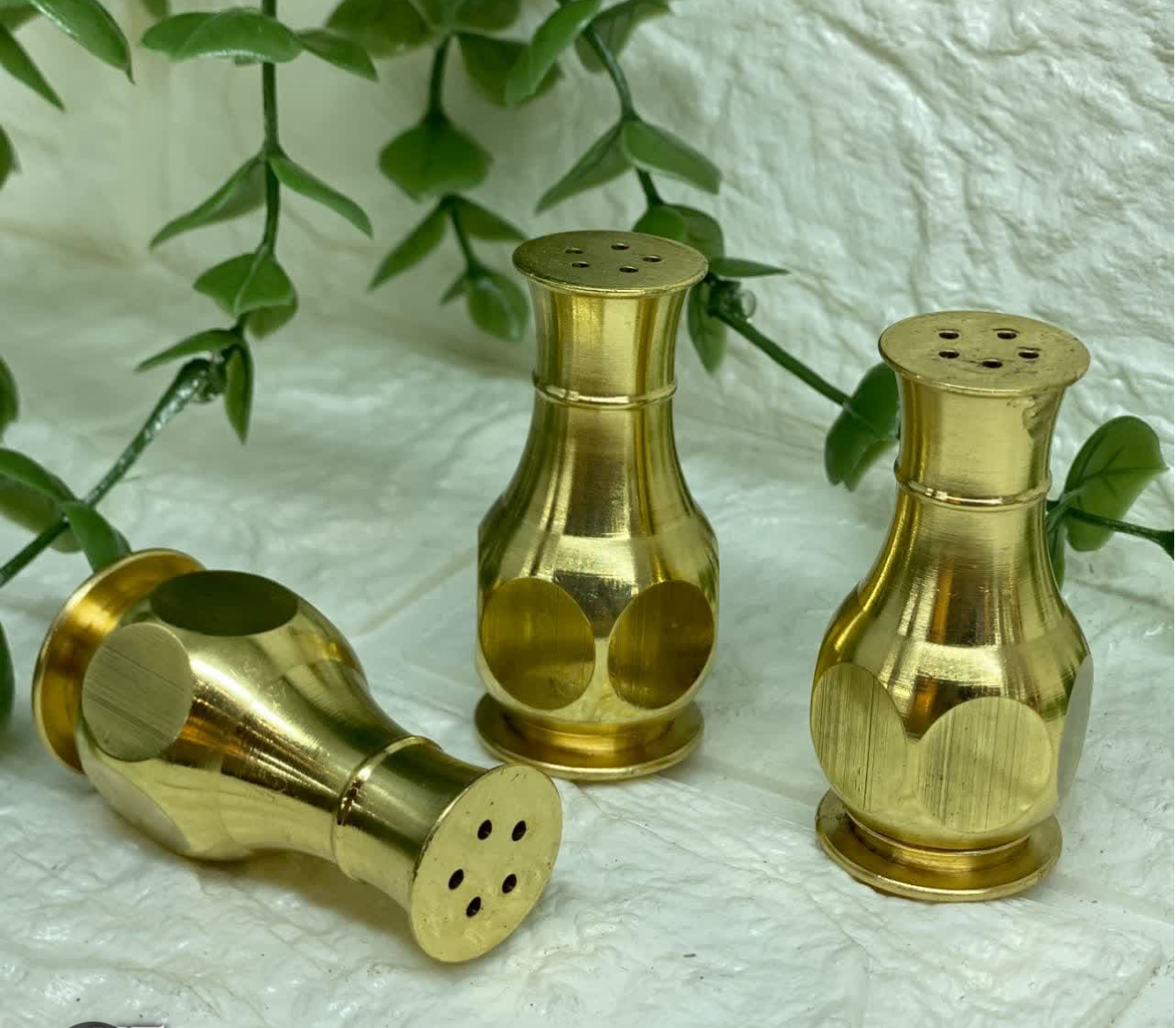 نمکدان برنجی مینمال۳عددی